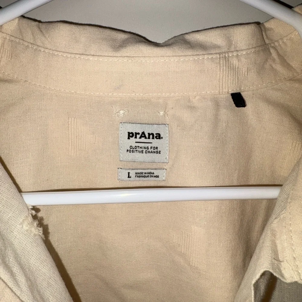 Prana Womens Cream Button Down Shirt Large - Picture 4 of 8